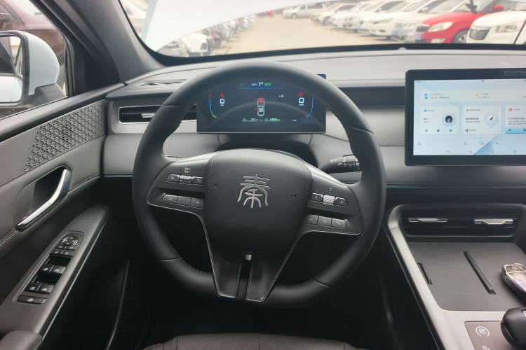 Used BYD Qin PLUS 2025 DM-i Smart Drive 55KM Leading Model