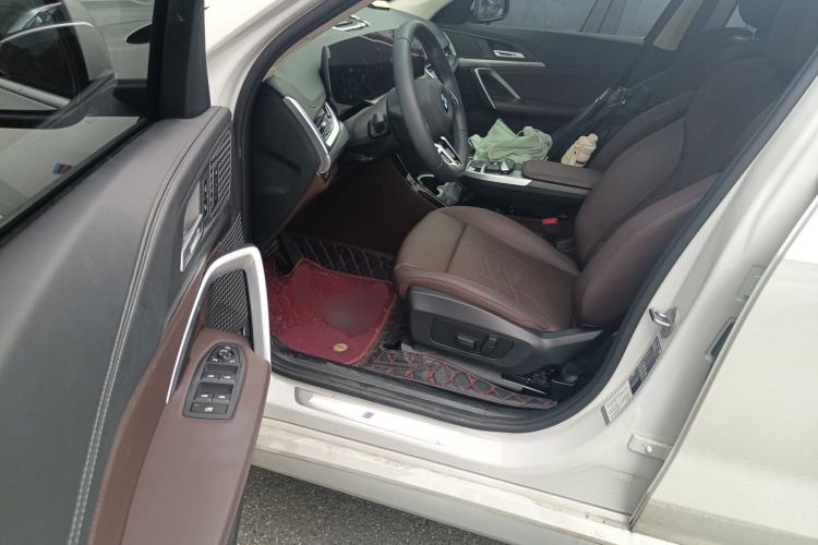 Used BMW X1 2024 sDrive25Li M Sport Package Driver Seat