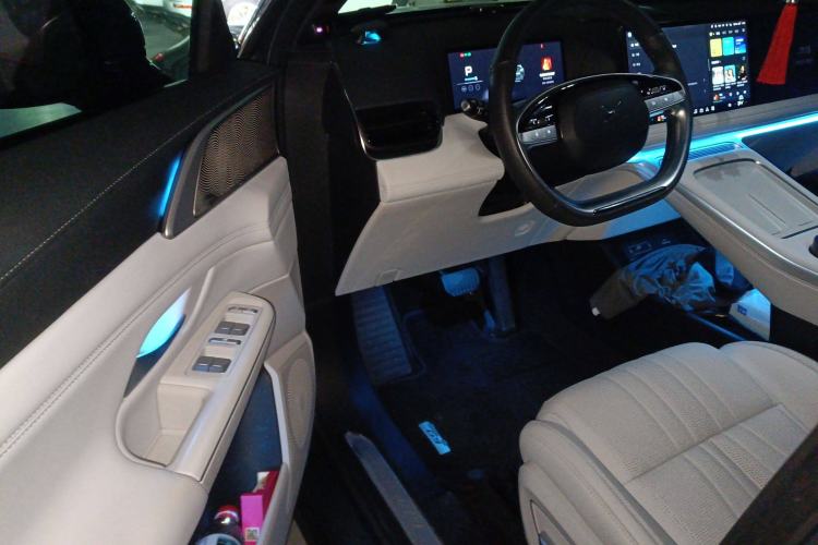 Used XPeng G9 2024 570 Max Driver Seat