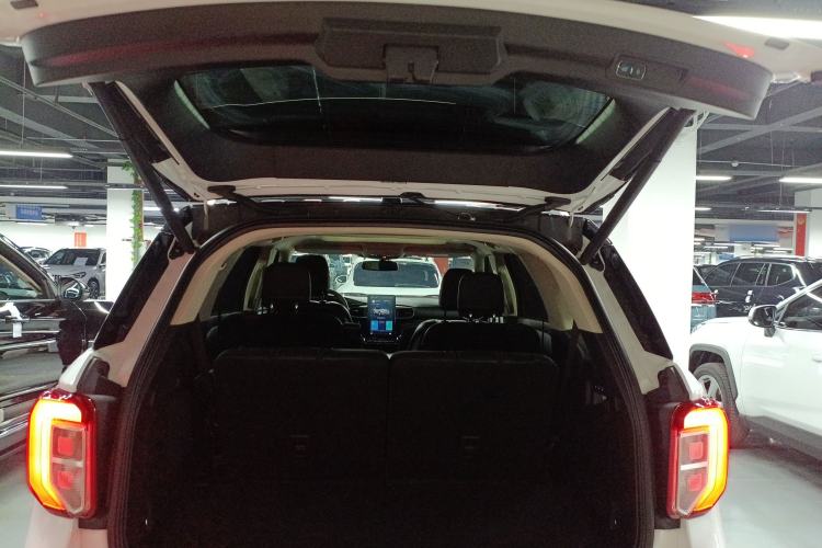 Used Ford Explorer 2020 EcoBoost 285 4x4 Titanium Edition 6 Seats