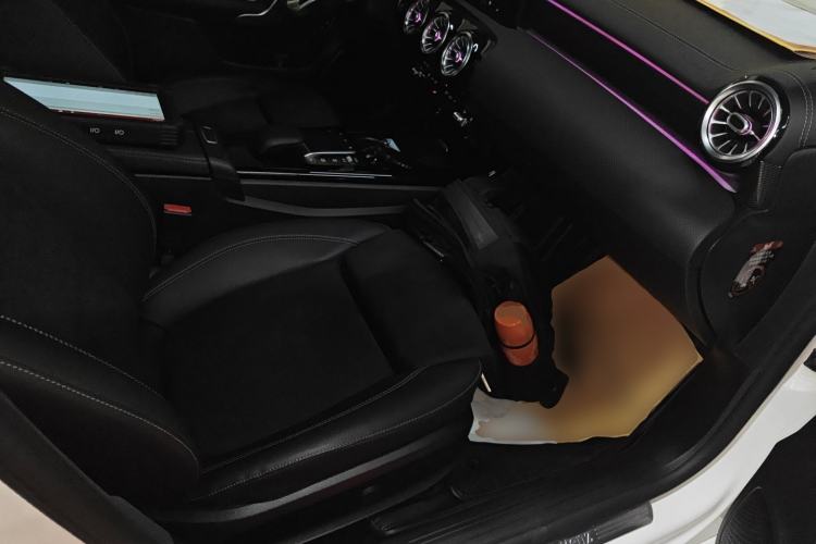 Used Mercedes-Benz A-Class 2021 A 200 L Sport Sedan Fashion Model
