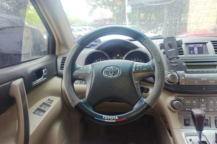 Used Toyota Highlander 2009 3.5L 4x4 7-Seater Luxury Edition Steering Wheel