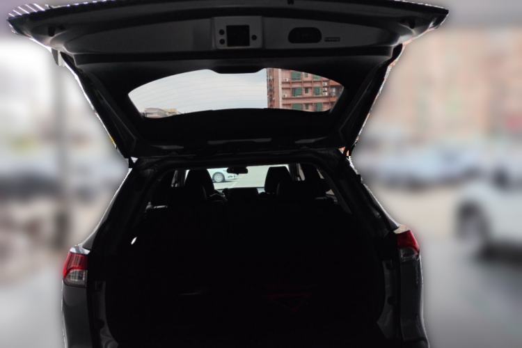 Used Toyota Corolla Cross 2024 2.0L Flagship Edition Trunk