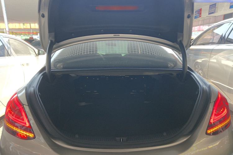 Used Mercedes-Benz C-Class 2021 C 200 L Fashion Edition Sport Version
