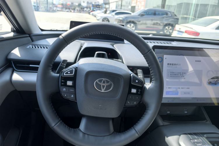 Used Toyota bZ5 2025 Model 550 PRO Smart Driving Edition
