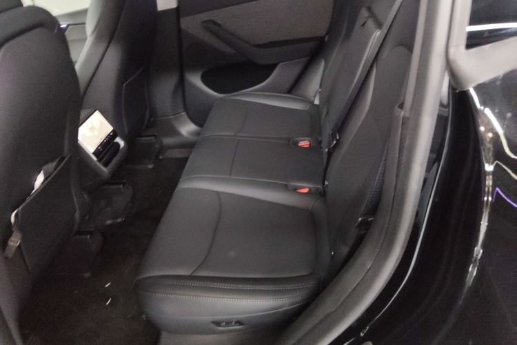 Used Tesla Model Y 2025 Rear-Wheel-Drive Version