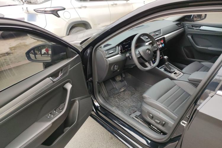 Used Skoda Superb 2024 TSI280 DSG Luxury Edition
