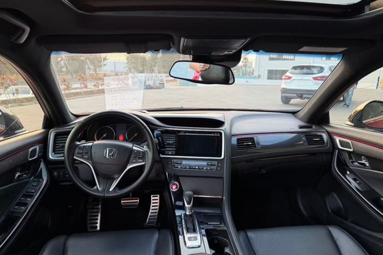 Used Honda Spirior 2015 2.4L Si
