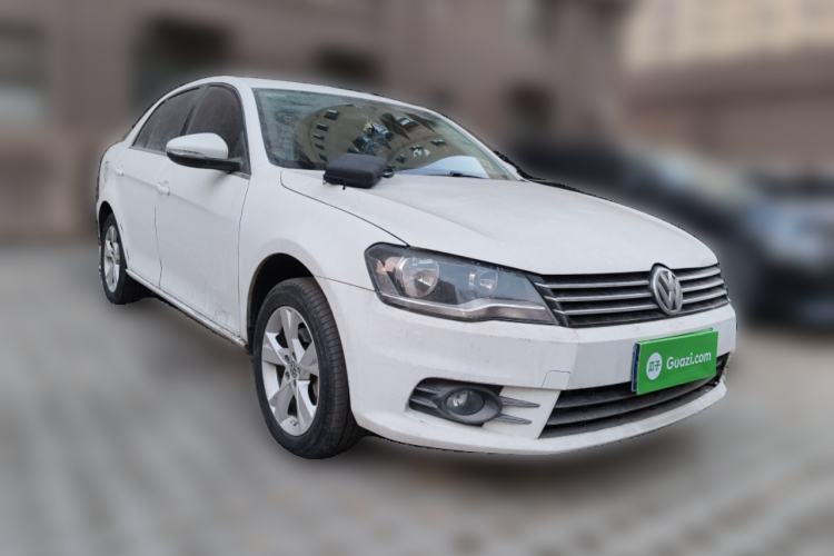 Used Volkswagen Bora 2013 1.6L Manual Comfort Model Front Right 45 Deg