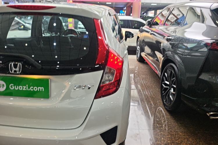 Used Honda Fit 2016 1.5L LX CVT Comfort Model Right Rear Taillight