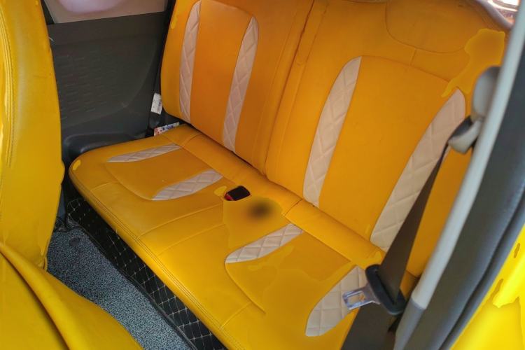 Used Wuling Hongguang MINIEV 2021 Macaron Fashion Edition Lithium-Ion Battery Left Rear Seat