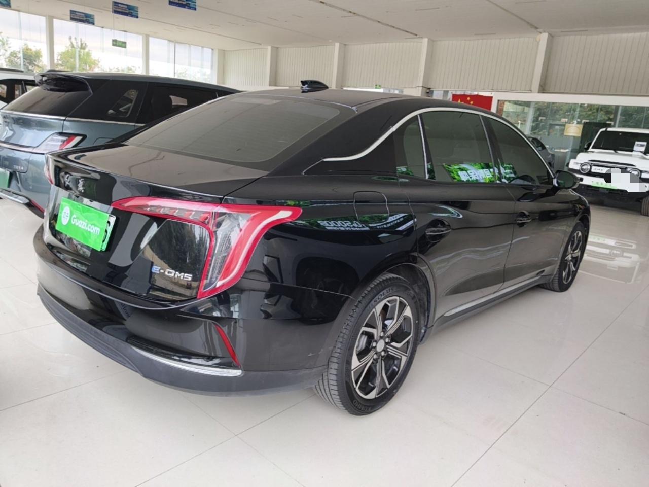 Hongqi E-QM5 2024 450km Range Commuter Version — снимка 6