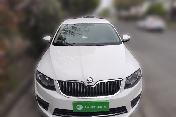 Used Skoda Octavia 2017 1.6L Automatic Chuanxing Edition
