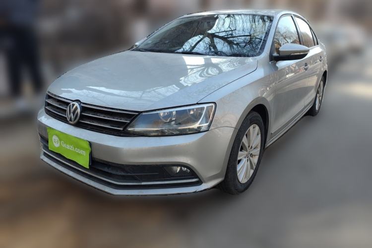 Used Volkswagen Sagitar 2015 230TSI Manual Comfort Version