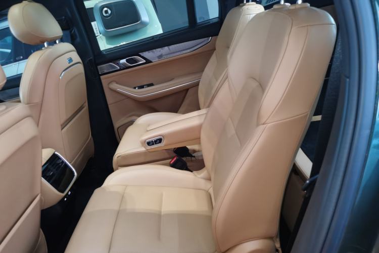 Used Lynk & Co 09 EM-P 2023 2.0TD EM-P Long-Range Version PM 7-Seater
