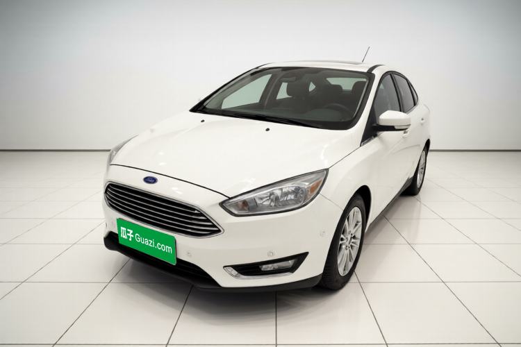 Used Ford Focus 2015 Sedan EcoBoost 180 Automatic Flagship Model