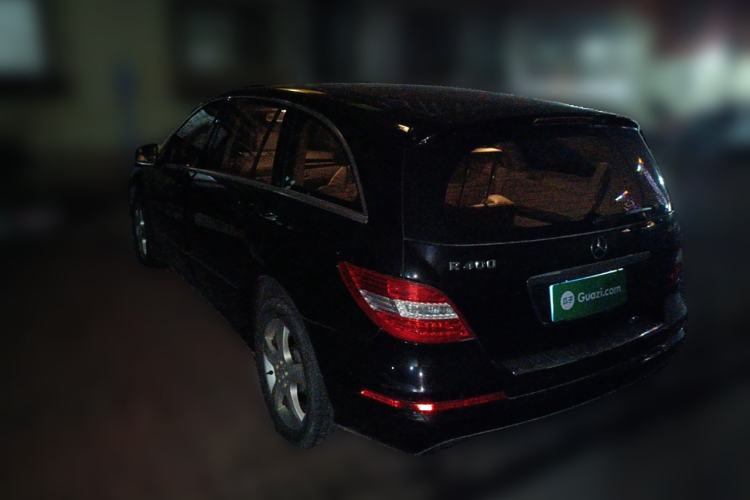 Used Mercedes-Benz R-Class 2014 R 400 4MATIC Business Model Rear Left 45 Deg