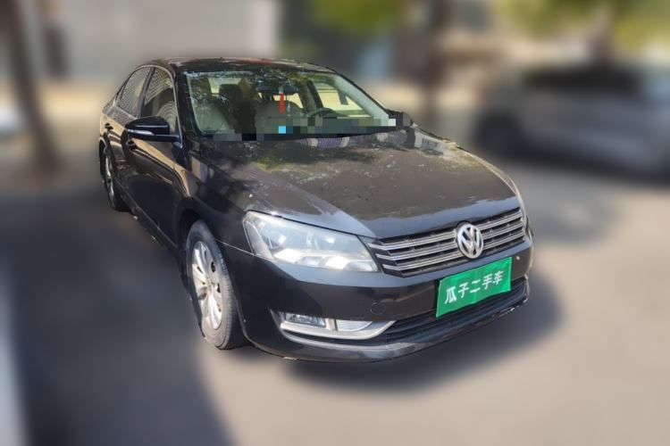 Used Volkswagen Passat 2011 1.4 TSI Manual Luxury Edition Front Right 45 Deg
