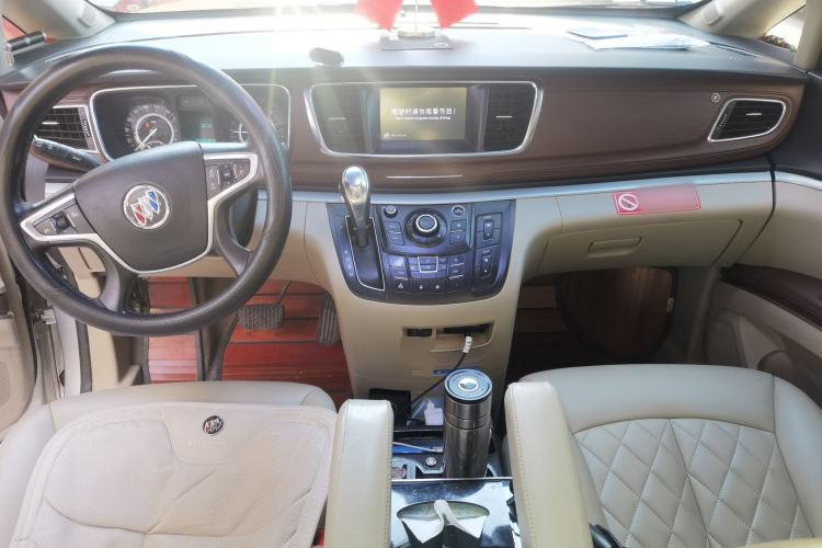 Used Buick GL8 2017 25S Comfort Version China V Standard Center Console