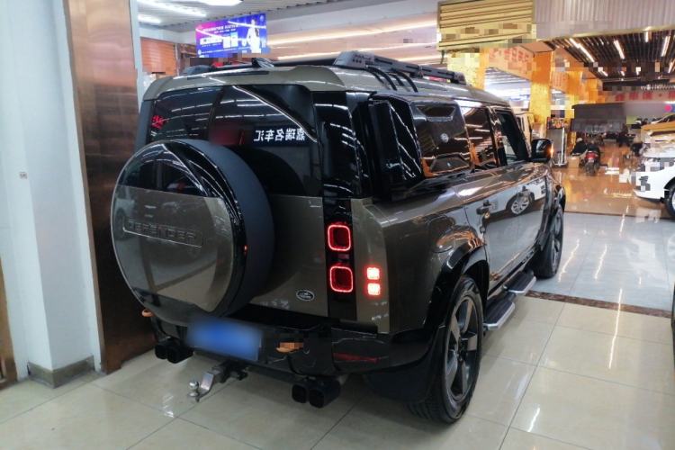 Used Land Rover Defender 2020 110 P400 HSE
