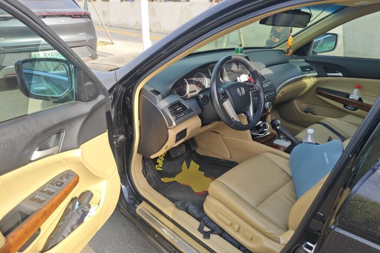 Used Honda Accord 2012 2.0L SE Driver Seat