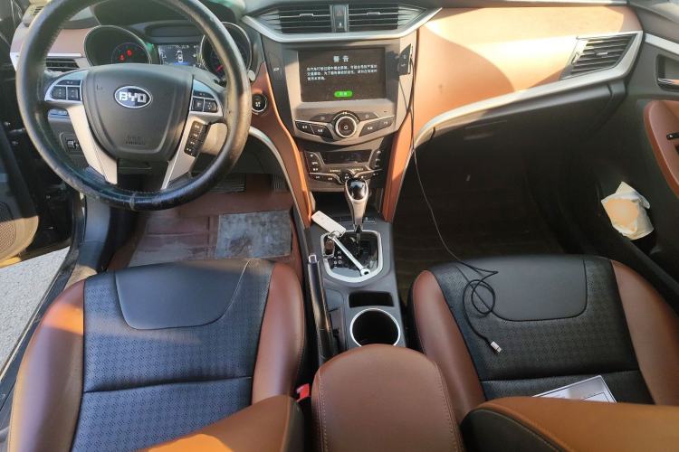 Used BYD G5 2014 1.5TID Automatic Prestige Model