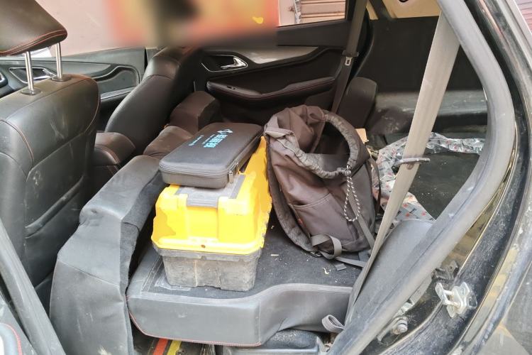 Used Baojun 560 2015 1.8L manual luxury version Left Rear Seat