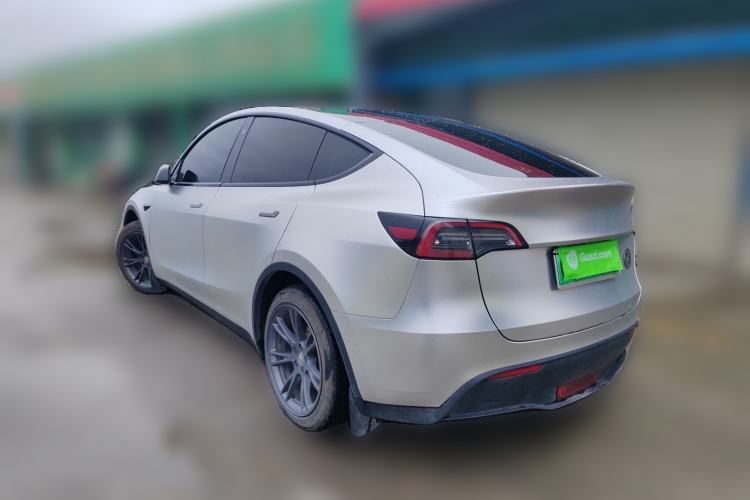 Used Tesla Model Y 2024 Long-Range All-Wheel-Drive Version