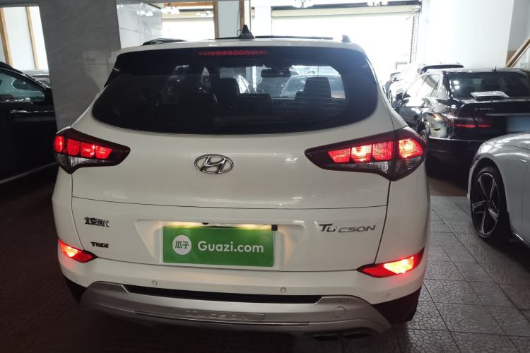 Used Hyundai Tucson 2018 1.6T Dual-Clutch Two-Wheel Drive 15th Anniversary Special Edition
