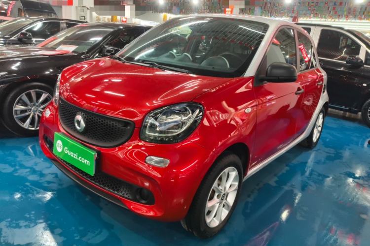 Used smart forfour 2018 1.0L 52 kW Dynamic Edition