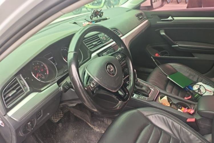 Used Volkswagen Lamando 2017 280TSI DSG Comfort Edition Interior 1