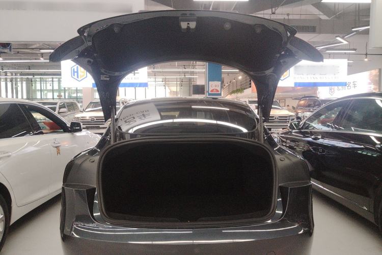 Used Tesla Model 3 2023 Rear-Wheel-Drive Version
