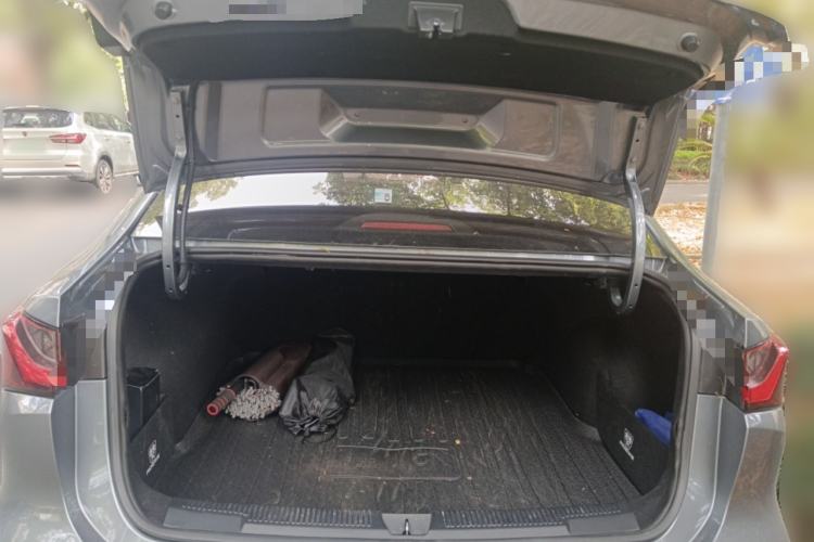 Used Roewe i5 2023 1.5L CVT Luxury Edition