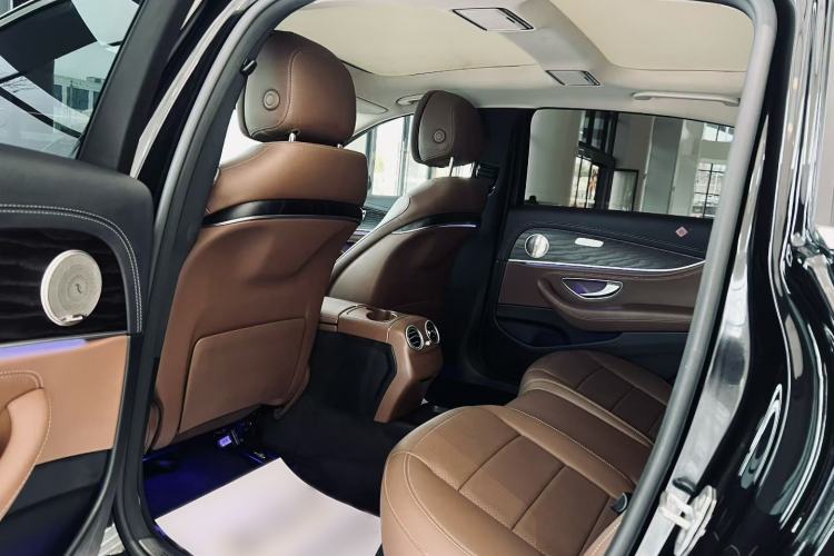 Used Mercedes-Benz E-Class 2020 E 260 L Sport Edition Interior 3