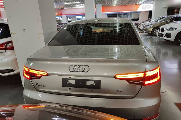 Used Audi A4L 2019 40 TFSI Fashion Version China V
