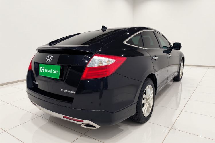 Used Honda Crosstour 2014 2.4L Luxury Edition