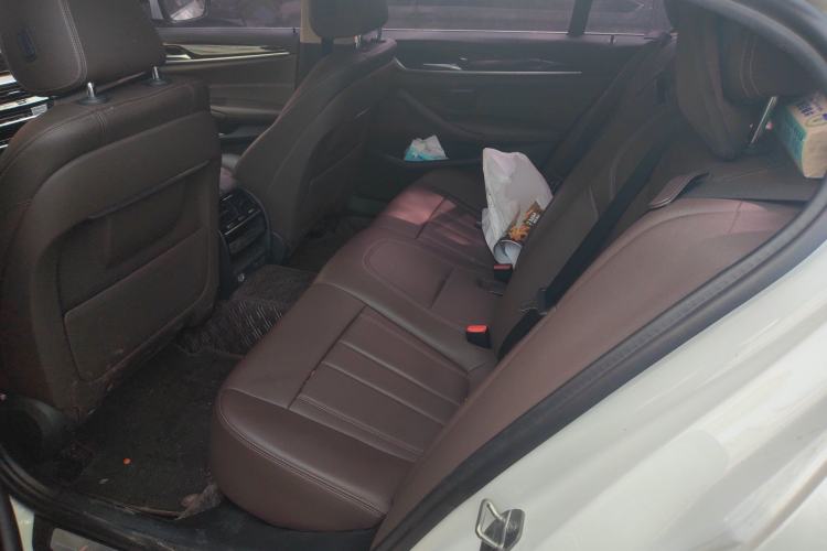 Used BMW 5 Series 2019 Facelifted 525Li Luxury Package
