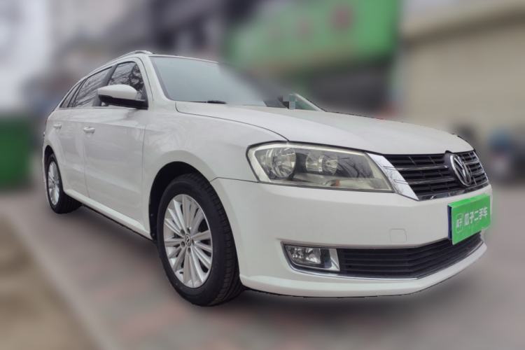 Used Volkswagen Gran Lavida 2013 1.6L Automatic Comfort Model
