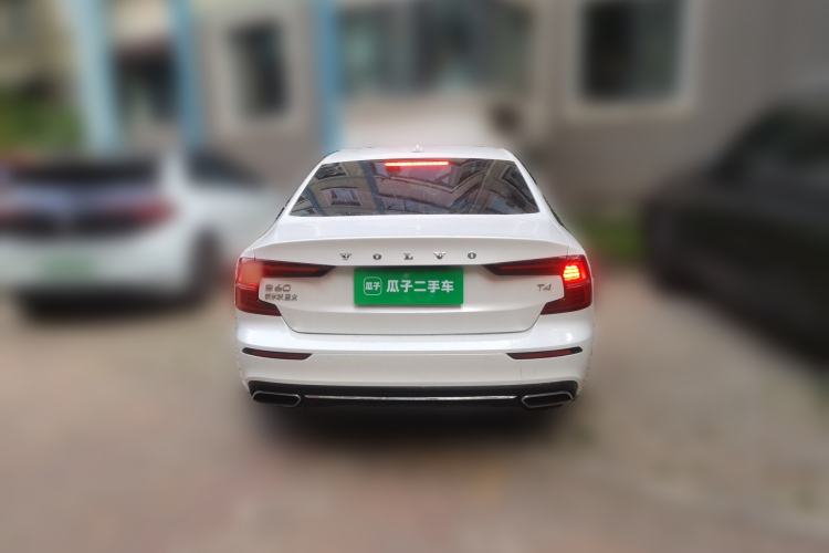 Used Volvo S60 2021 T4 Zhiyi Luxury Edition Rear