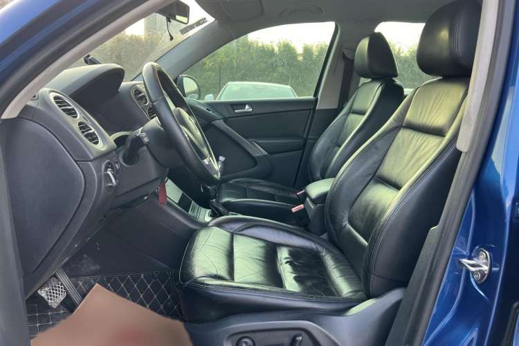 Used Volkswagen Tiguan 2012 1.8TSI Automatic Two-Wheel Drive Trend Edition Left Front Seat