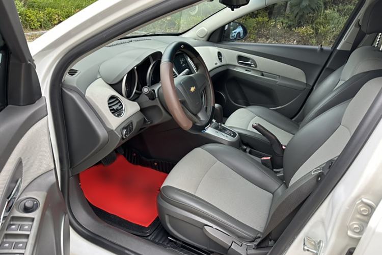 Used Chevrolet Cruze 2013 1.6L SE AT