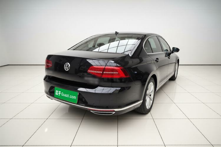 Used Volkswagen Magotan 2017 330TSI DSG Luxury Model
