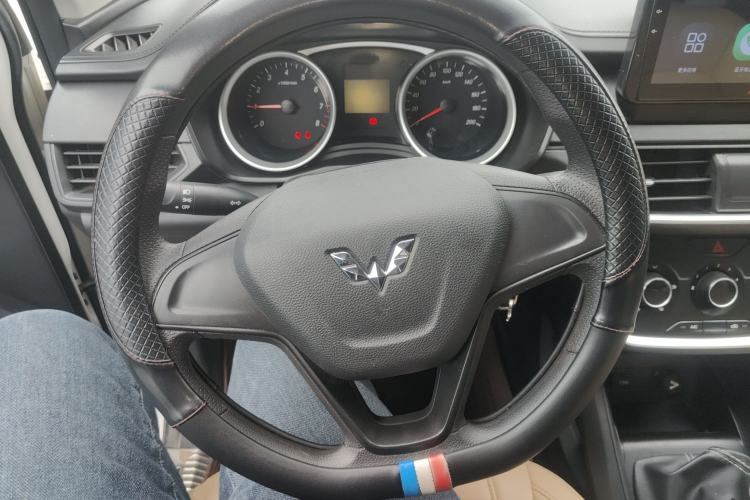 Used Wuling Hongguang S3 2018 1.5L Manual Standard Version China V Standard
