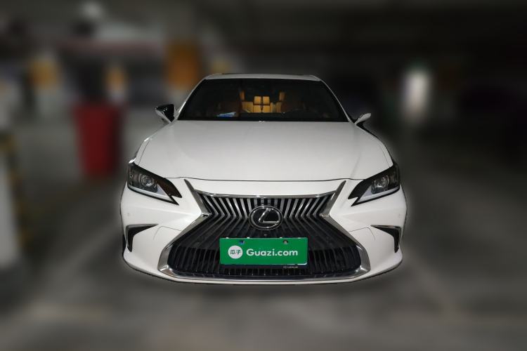 Used Lexus ES 2020 200 Excellence Edition