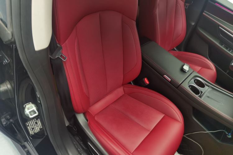 Used XPeng P7 2024 P7i 550 Pro Right Front Seat