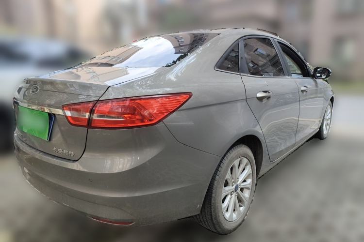 Used Ford Escort 2015 1.5L Manual Fashion Edition