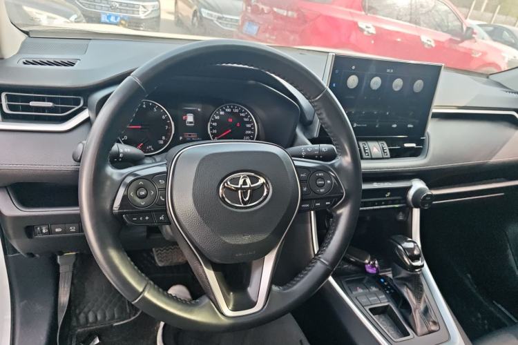 Used Toyota Wildlander 2022 2.0L CVT Two-Wheel Drive Luxury PLUS Edition