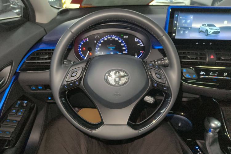 Used Toyota C-HR 2023 2.0L Luxury Edition