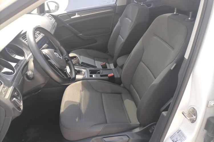 Used Volkswagen Golf 2015 1.6L Automatic Comfort Model Left Front Seat