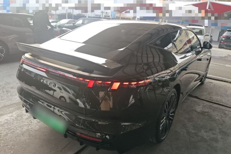 Used Lynk & Co Lynk & Co 10 EM-P 2025 Model 240 All-Wheel Drive Ultra—Sport Edition